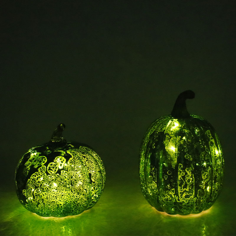 Adorno de mesa con lámpara de calabaza de vidrio LED de Halloween de 12*15 cm